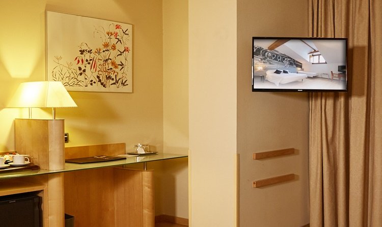 hotel room display