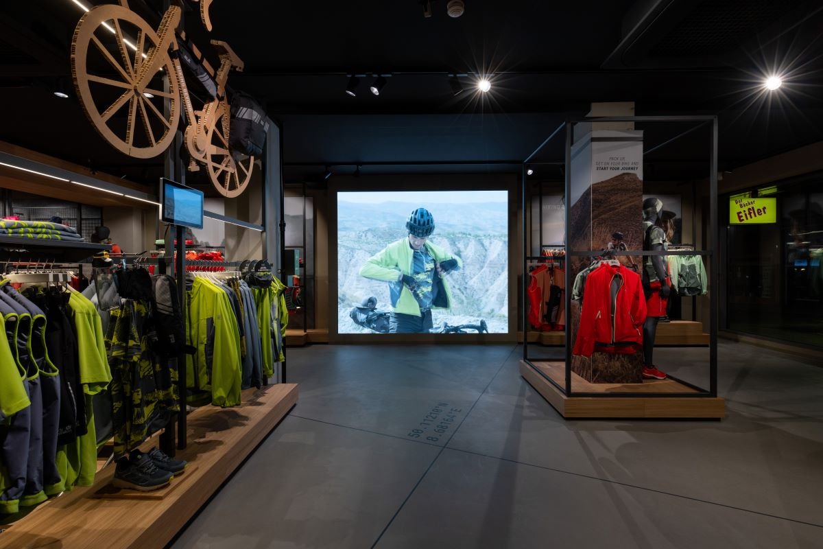 Jack Wolfskin brings the adventure indoors with imposing 7.2m Philips LED and digital signage installations inside refurbished flagship store