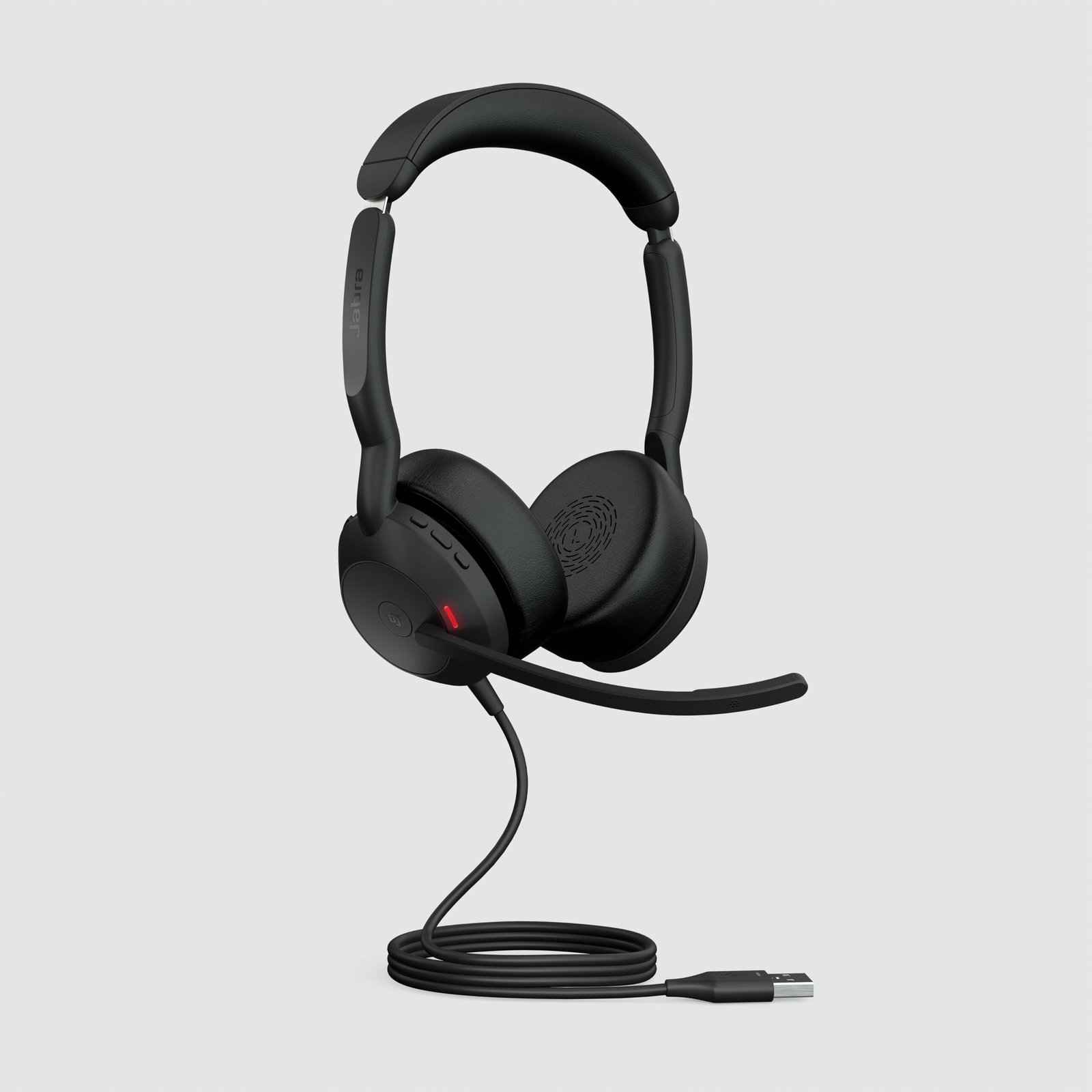 Jabra expands the Evolve2 range with the most portable and comfortable headsets built for ultra-flexible hybrid working
