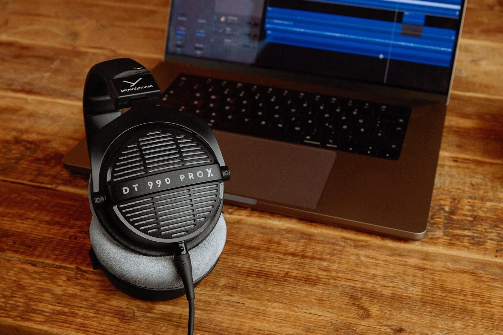 Introducing DT 990 PRO X from beyerdynamic: The Studio Favorite, Now with Detachable Cable and Next-Gen Driver System