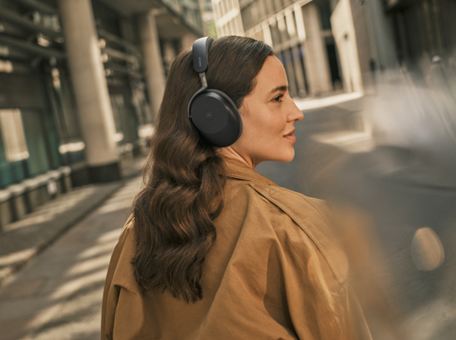 Jabra launches new Evolve3 headset series – professional audio engineered for modern work and play