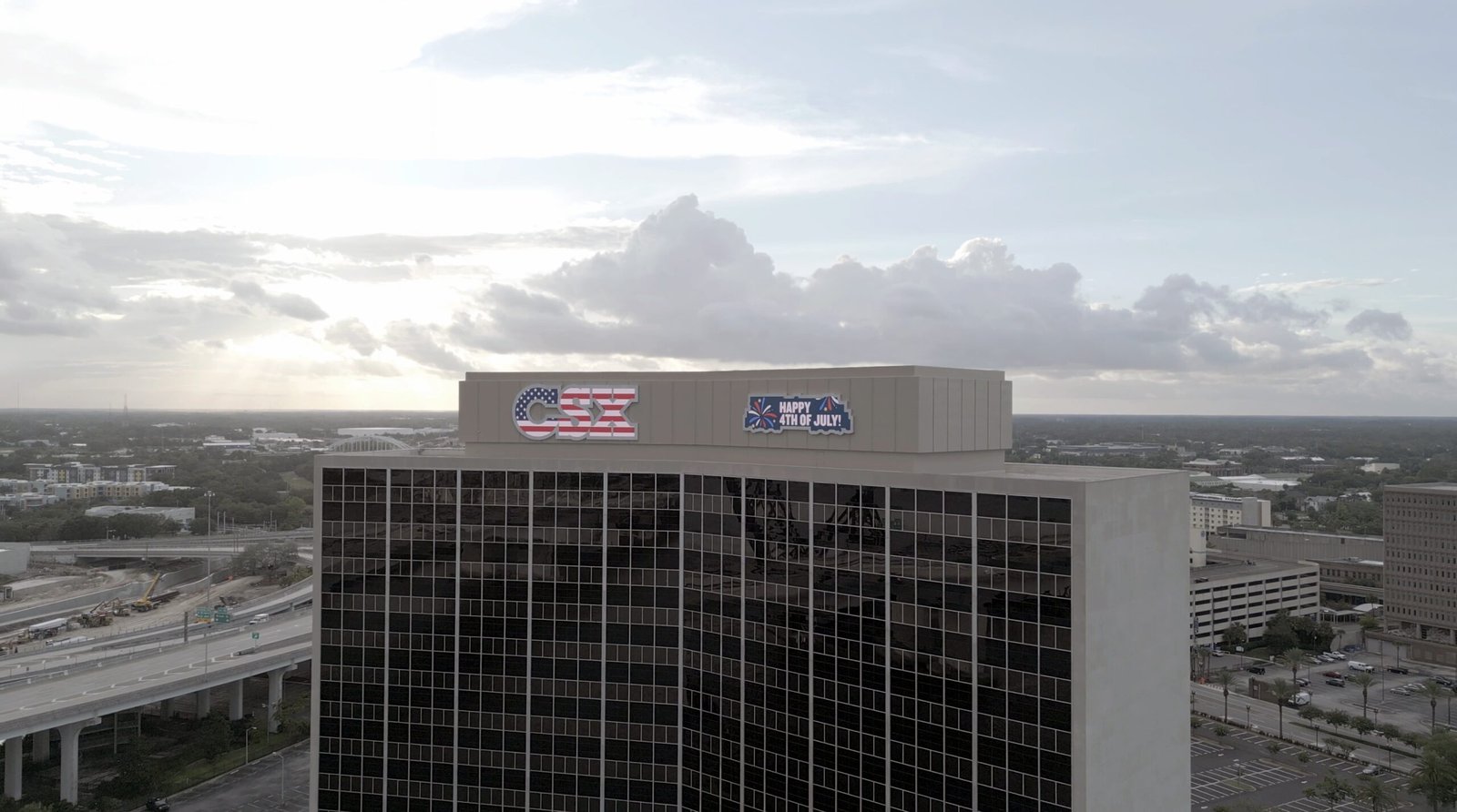 CSX Transportation Illuminates Jacksonville Skyline with Nanolumens Performance Series Displays